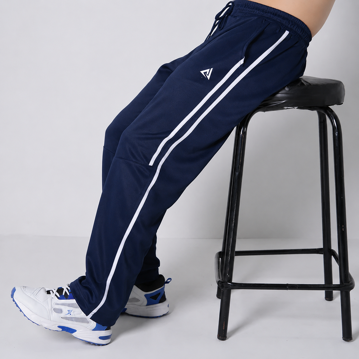 Vibe Motion Navy Baggy Trouser