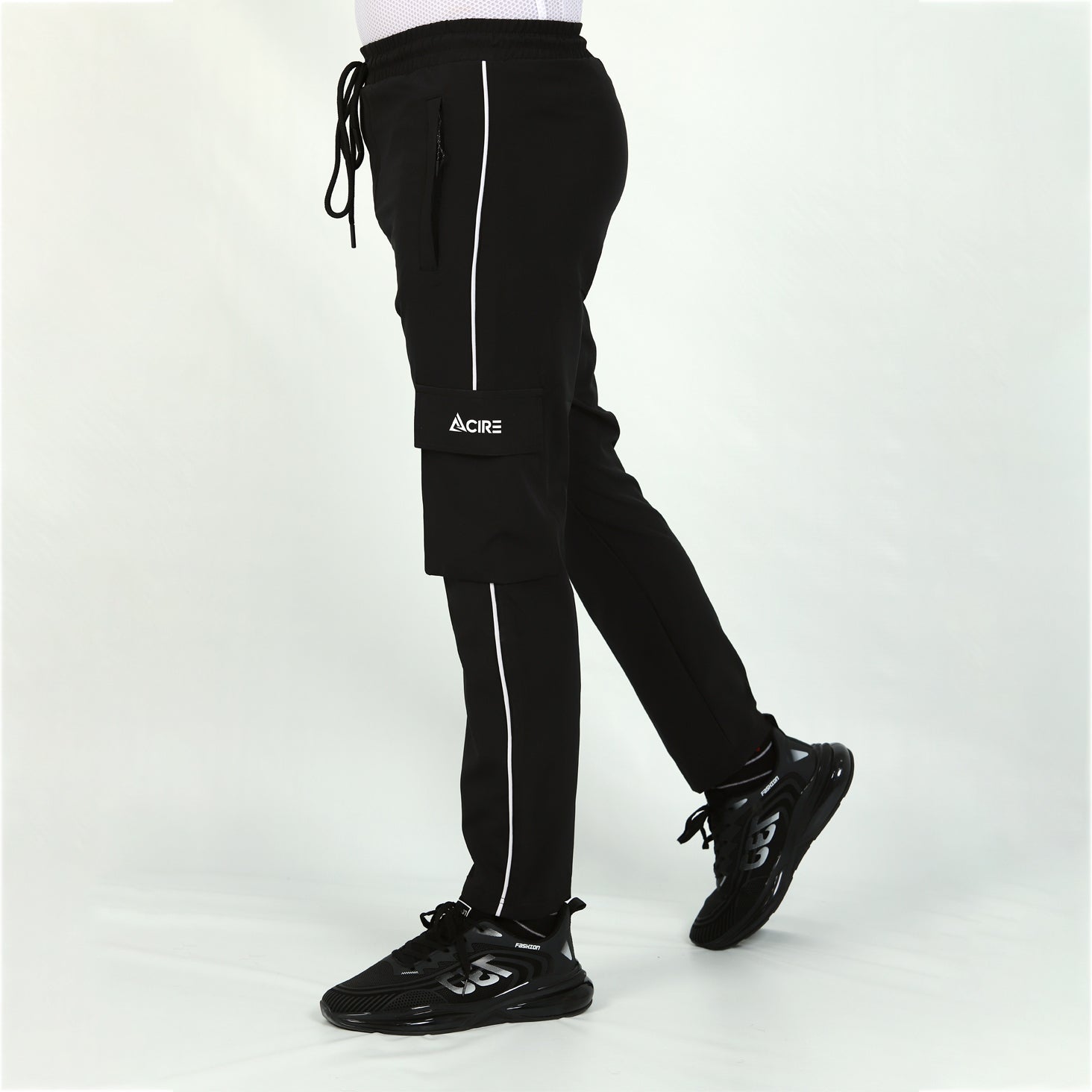 CoreFlex Performance Cargo Joggers – Black
