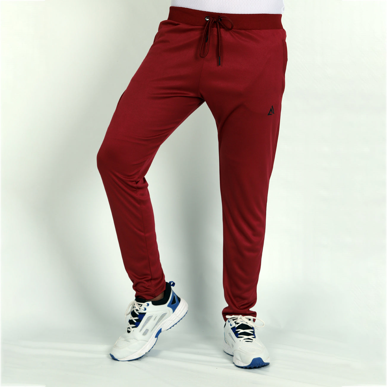 STAY STRONG TROUSER IN MAROON