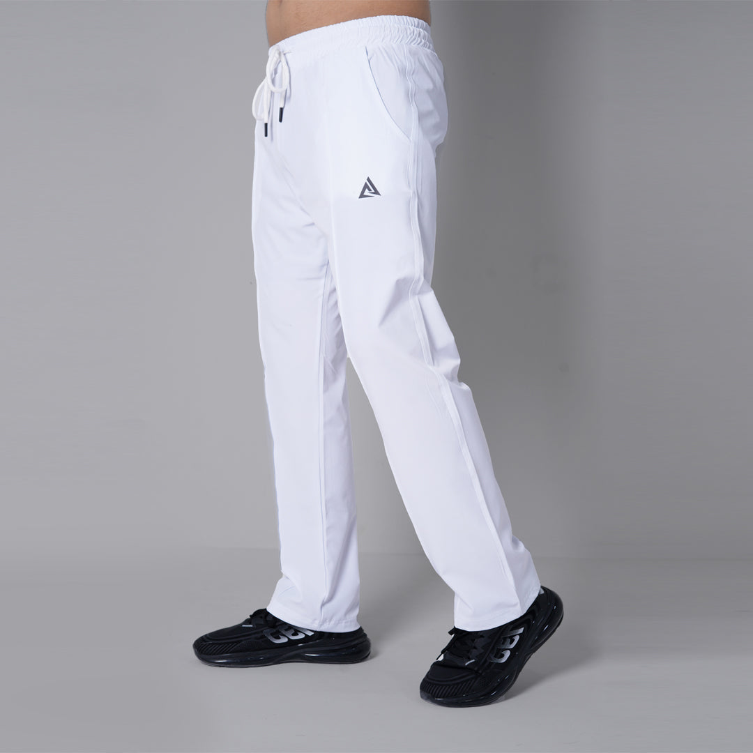 CLOUD FLEX WHITE - BAGGY TROUSER
