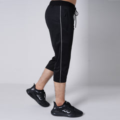Apex Black 3 Quarter Short