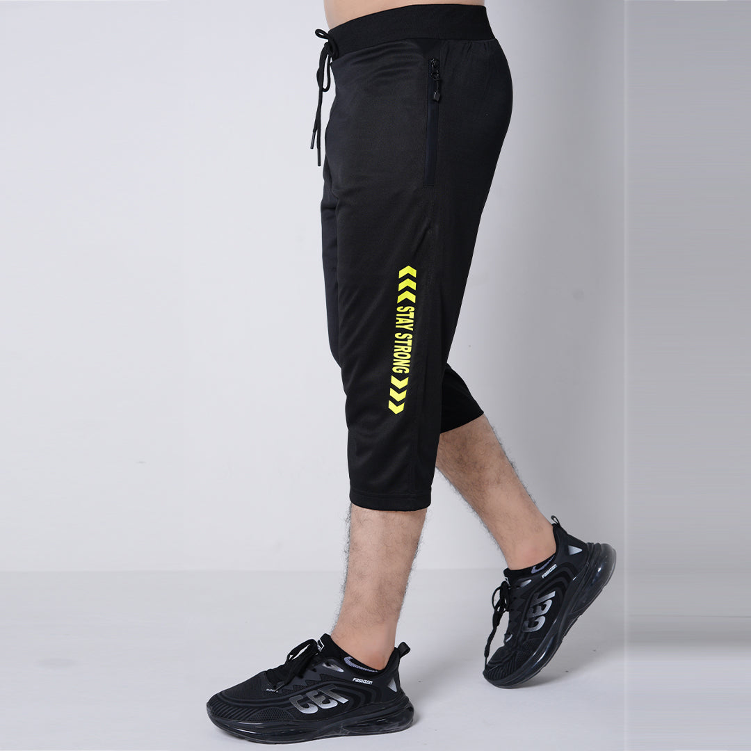 Stay Strong 3-Quarter Short