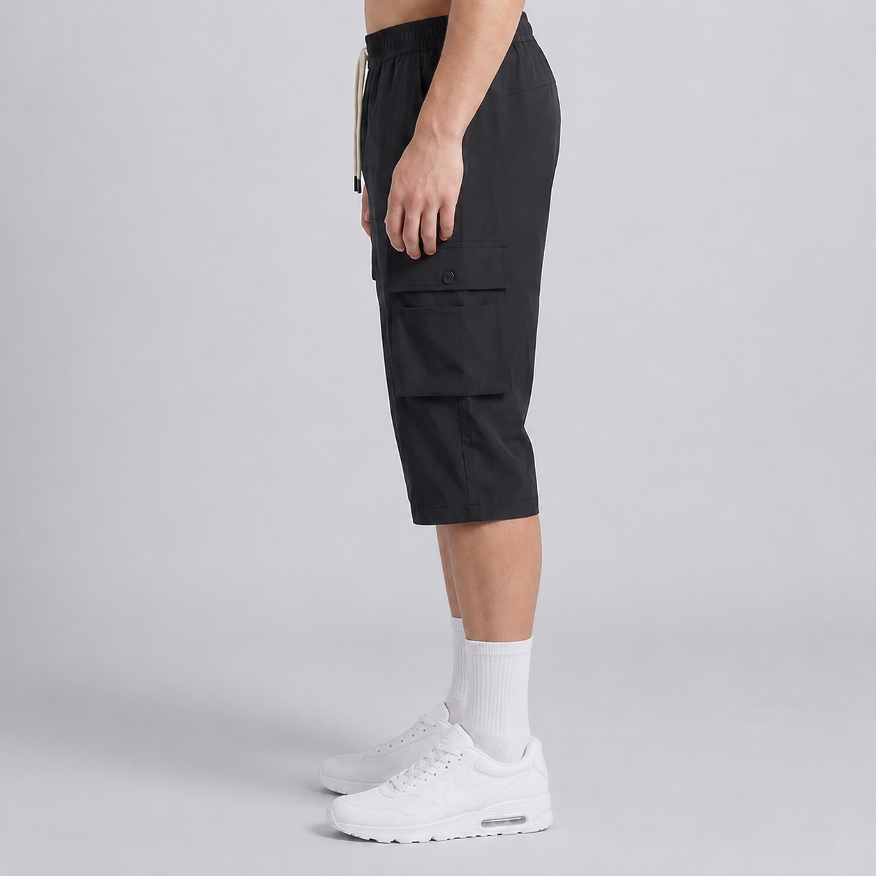 Rugged Fit Cargo Black 3 Quarter Short