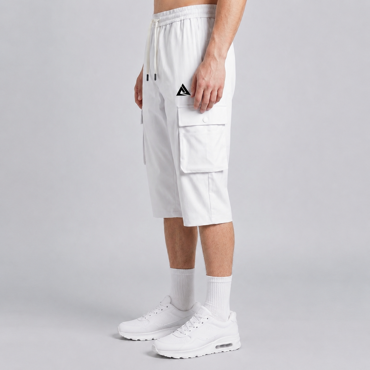 Trail Master Cargo White 3 Quarter Short