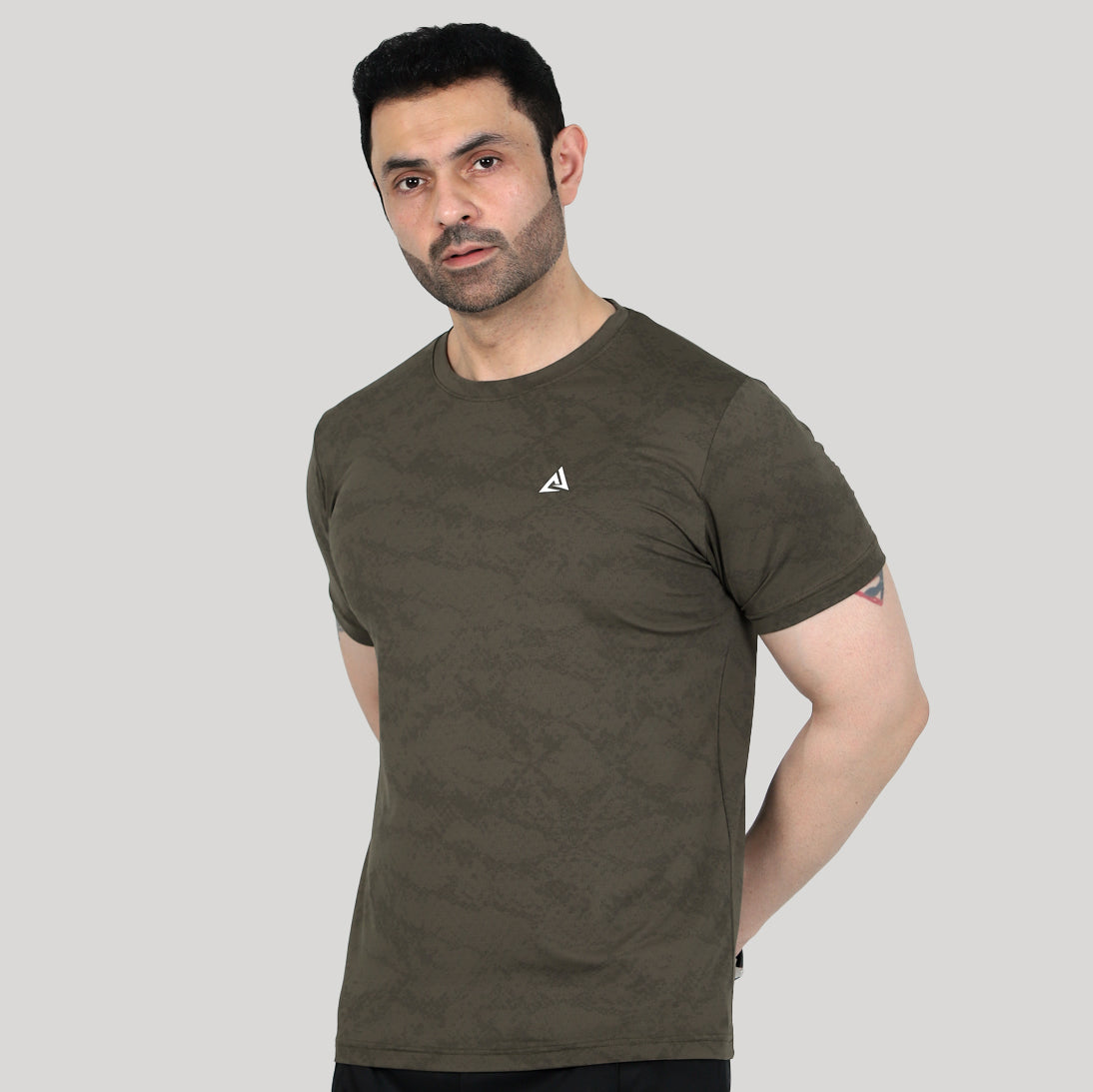 OLIVE GREEN  FOURNOD PRINT DRI-FIT  T-SHIRT